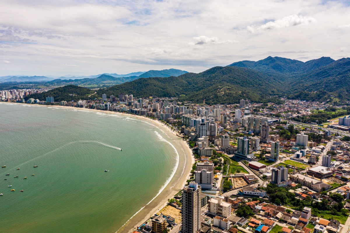 Meia Praia, foto de capa